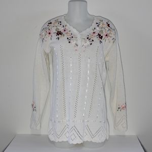 Vintage open knit sweater. Floral ribbon. Small